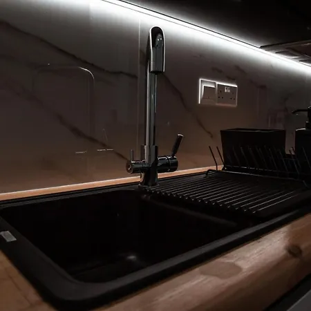 Cosea Living: Seaside Luxury In Harbour 107a Apartamento Paphos