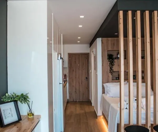 Cosea Living: Seaside Luxury In Harbour 107a