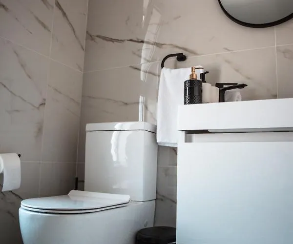 Cosea Living: Seaside Luxury In Harbour 107a * Paphos