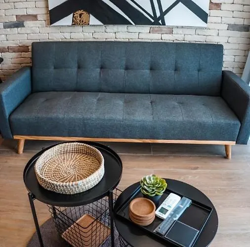 Cosea Living: Seaside Luxury In Harbour 107a